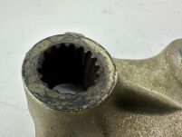 Dolny krzyżak kolumny kierowniczej Suzuki - 5