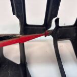 Podnóżek prawy Suzuki - 4