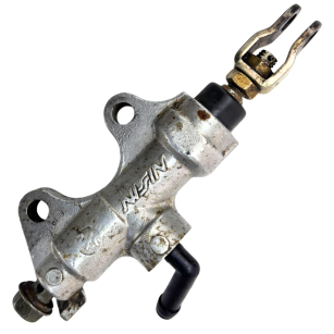 Pompa hamulcowa tylna Suzuki