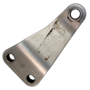 Mocowanie silnika prawe Suzuki