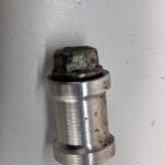 Śruba dolnego mocowania silnika Suzuki - 4