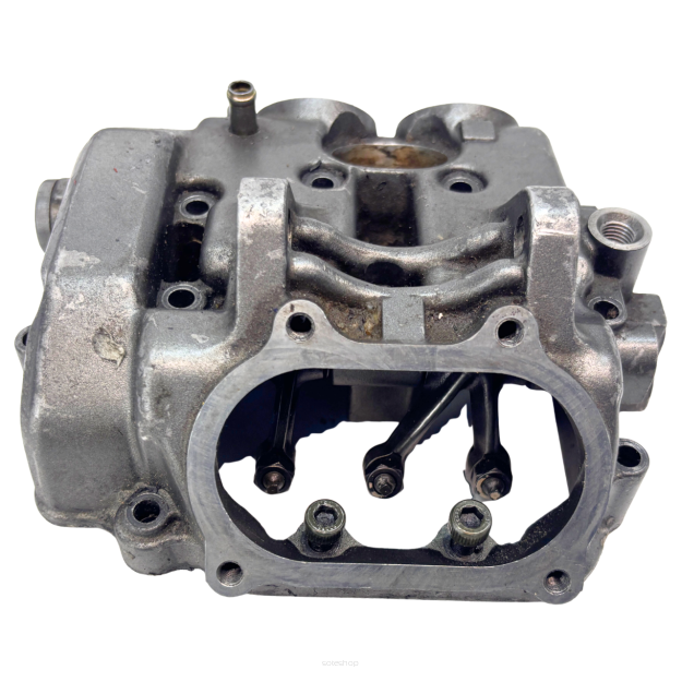 Pokrywa zaworów Yamaha