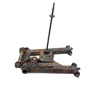 Wahacz tylny dolny lewy Polaris