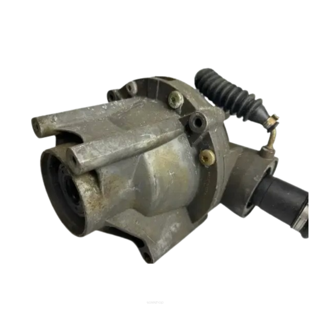 Most dyfer przód Can-Am