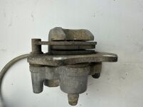 Zacisk hamulcowy lewy przód Can-Am - 3