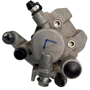 Zacisk hamulcowy lewy przód Suzuki