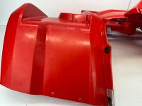 Błotnik przód czerwony Can-Am - 11