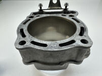 Cylinder komplet Suzuki - 9