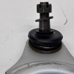 Wahacz górny prawy przód Suzuki - 2