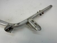 Stelaż błotnika przedniego Can-Am - 6