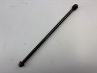 Śruba wahacza górnego przód Yamaha - 4